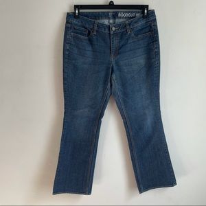 New York & Co Curvy Low Rise Bootcut Jeans Size 14